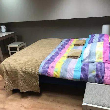 Kunderi Base Guest house *